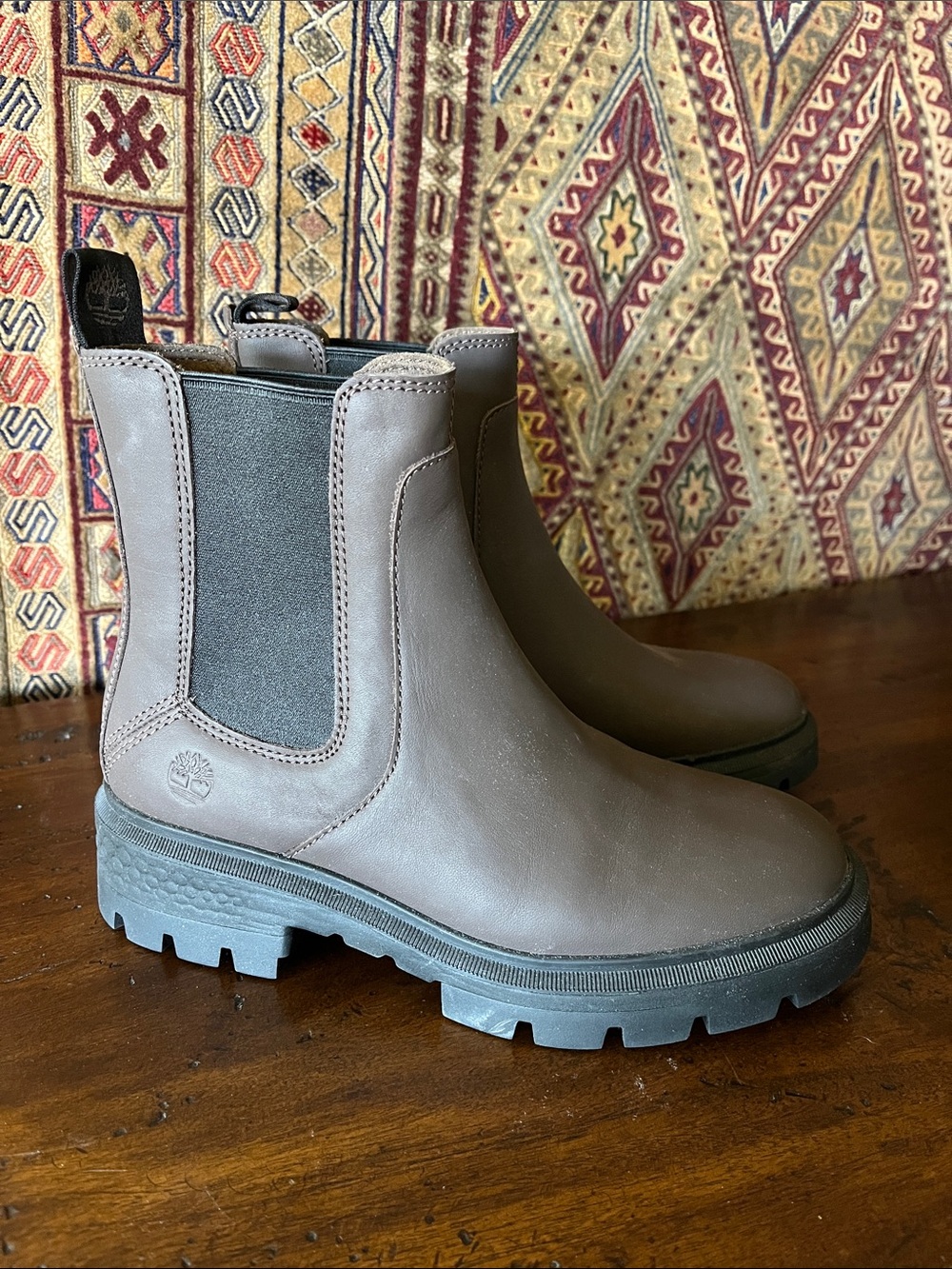 Timberland Cortina Valley Chelsea Boot - Dk Brown Nubuck Size 6.5 - BRAND NEW!
